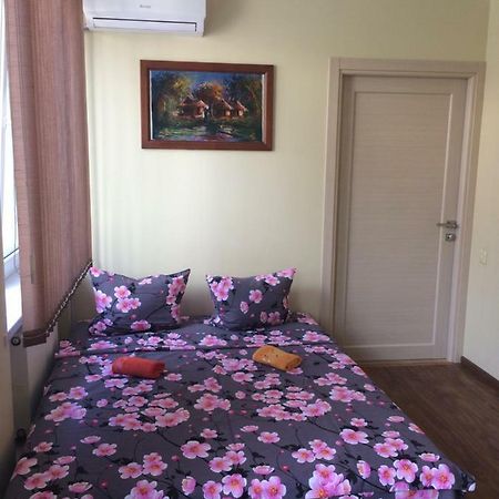 Room In The Guest House Odessa Ngoại thất bức ảnh
