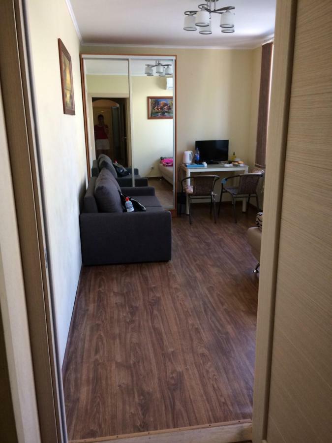 Room In The Guest House Odessa Ngoại thất bức ảnh
